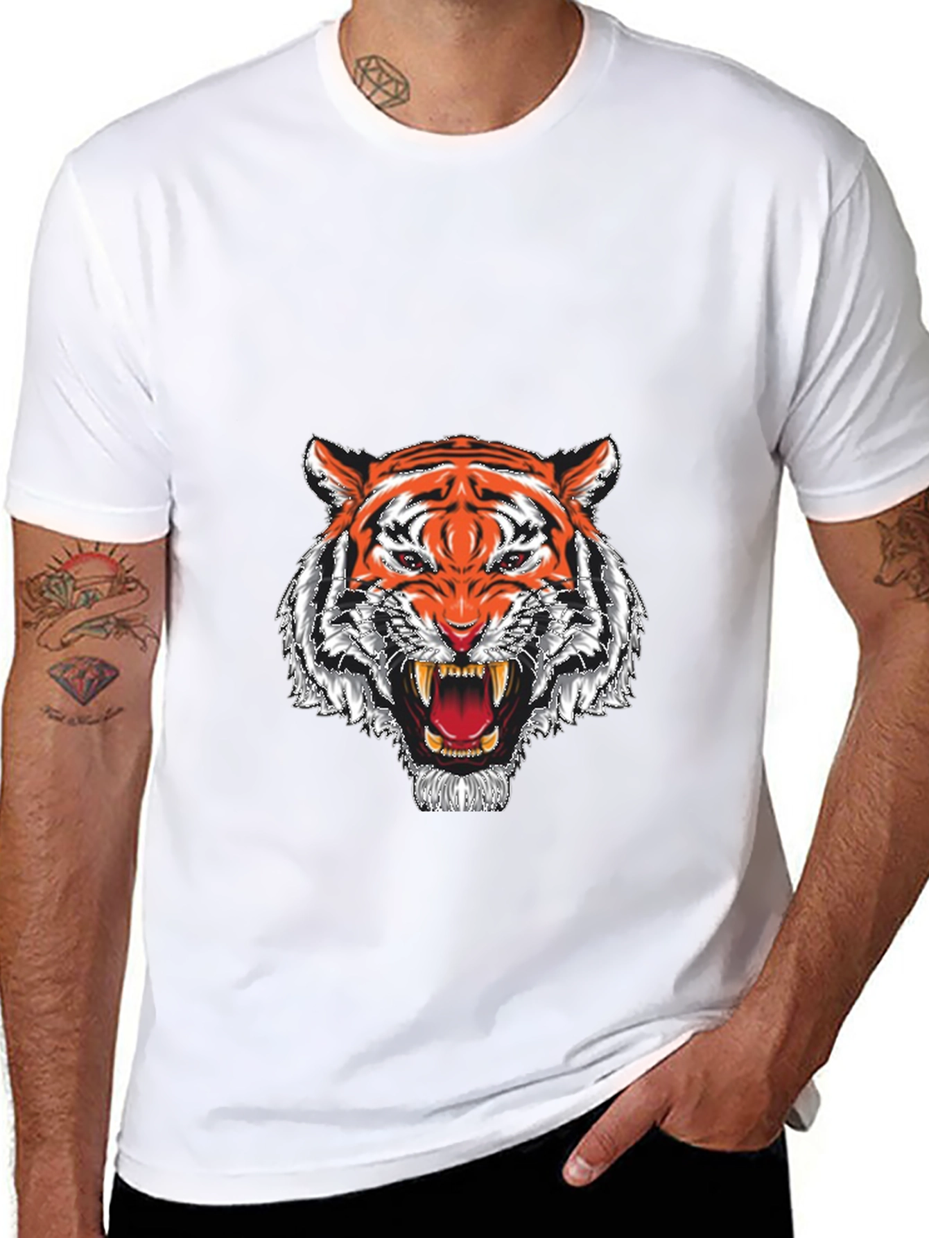 Roaring Tiger Graphic T-Shirt - Black