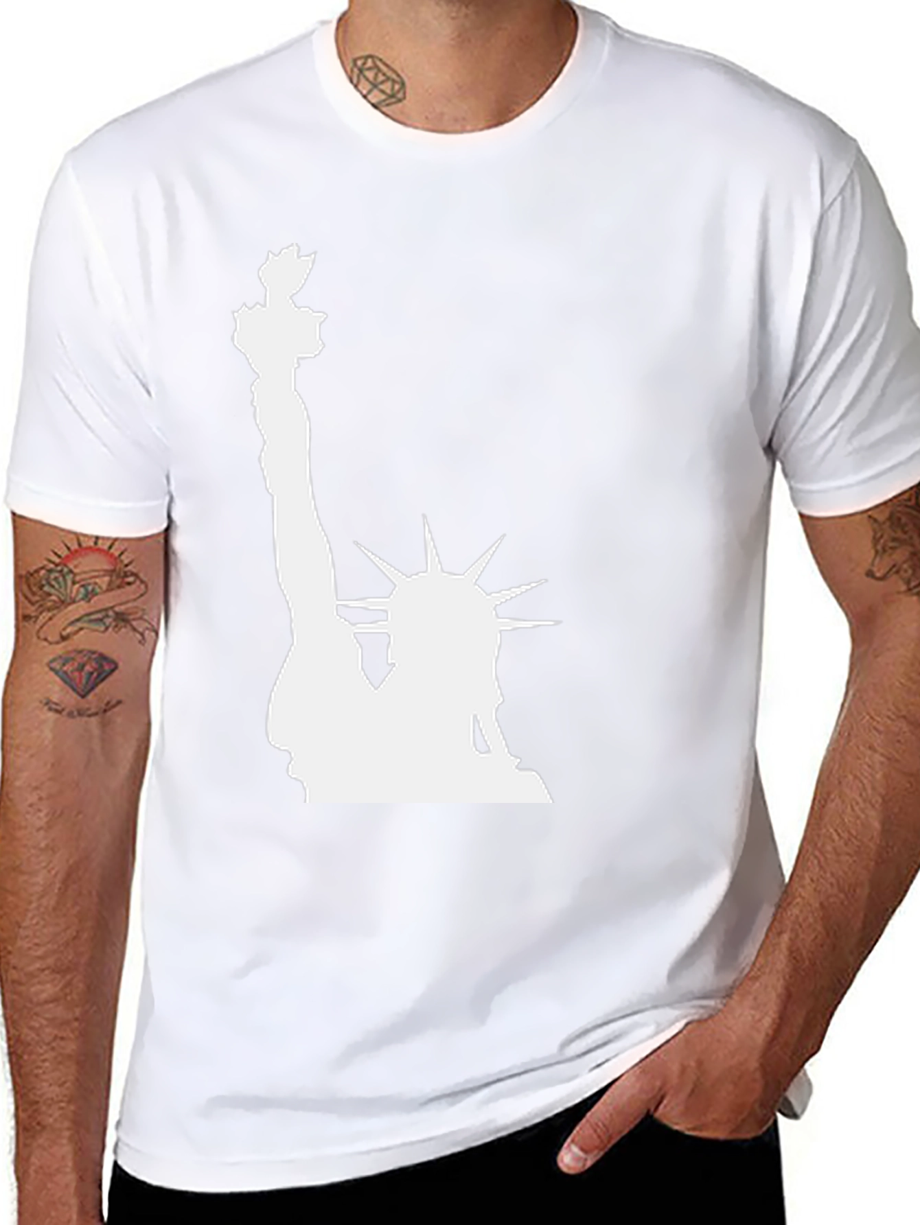 Statue of Liberty Graphic Tee - Classic Black T-Shirt