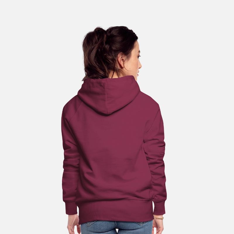 Expectant Mother Stork Brings The Beautiful News