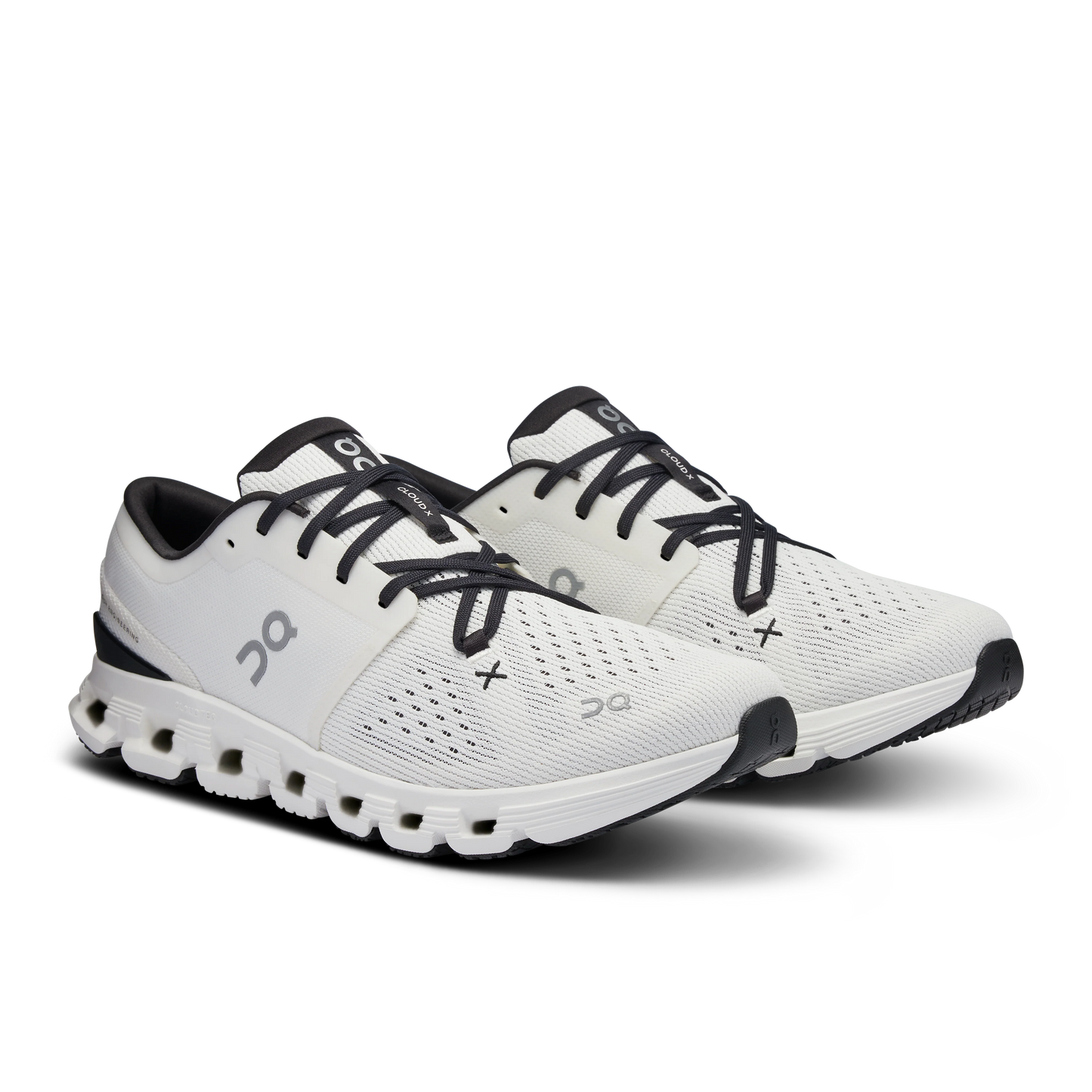 Cloud X 4 Ivory | Black