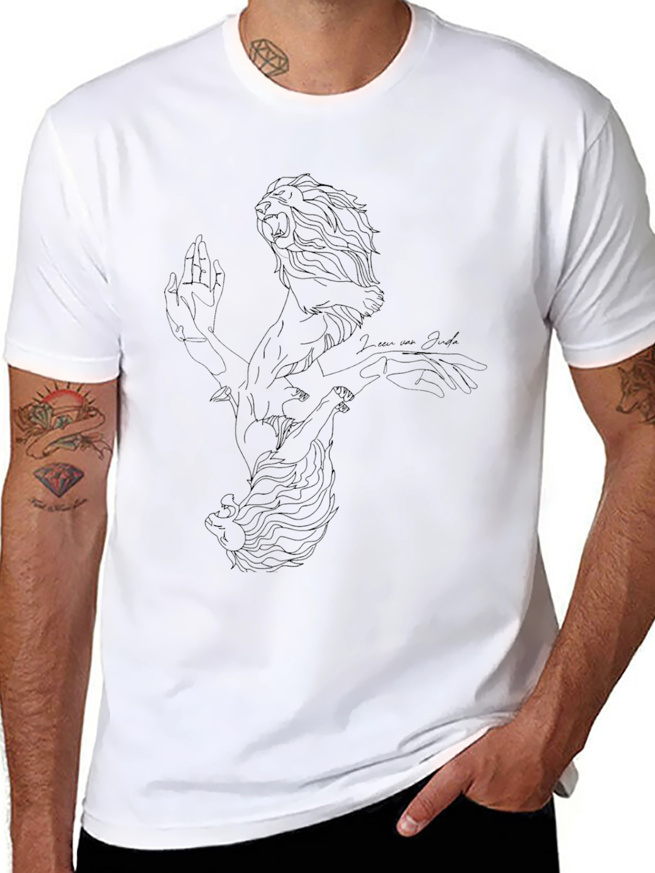 Lion of Judah Graphic Tee - Black