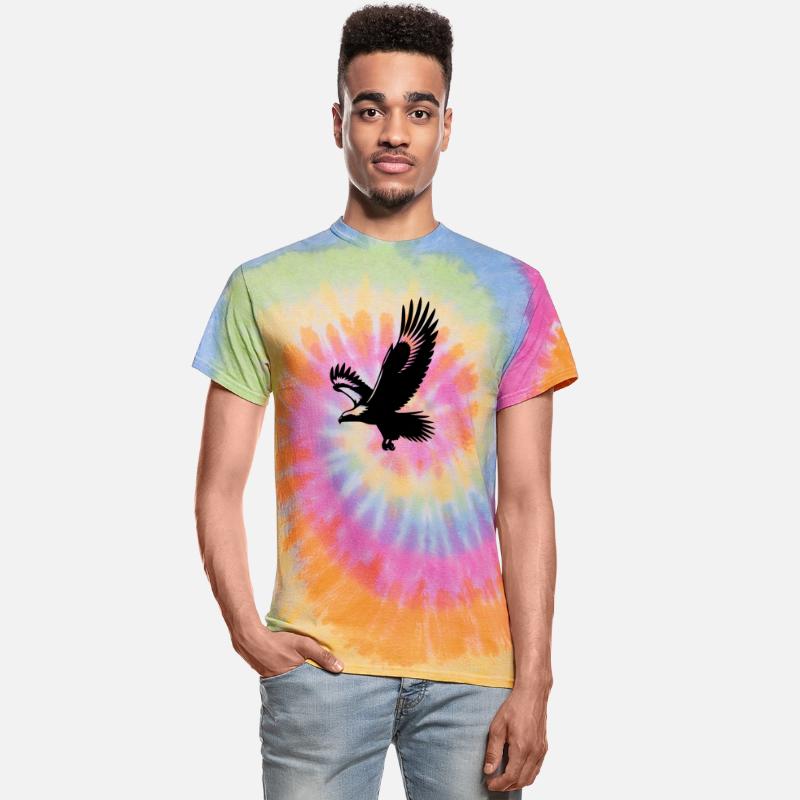 Elegant Tattoo Style Eagle With Large Wings