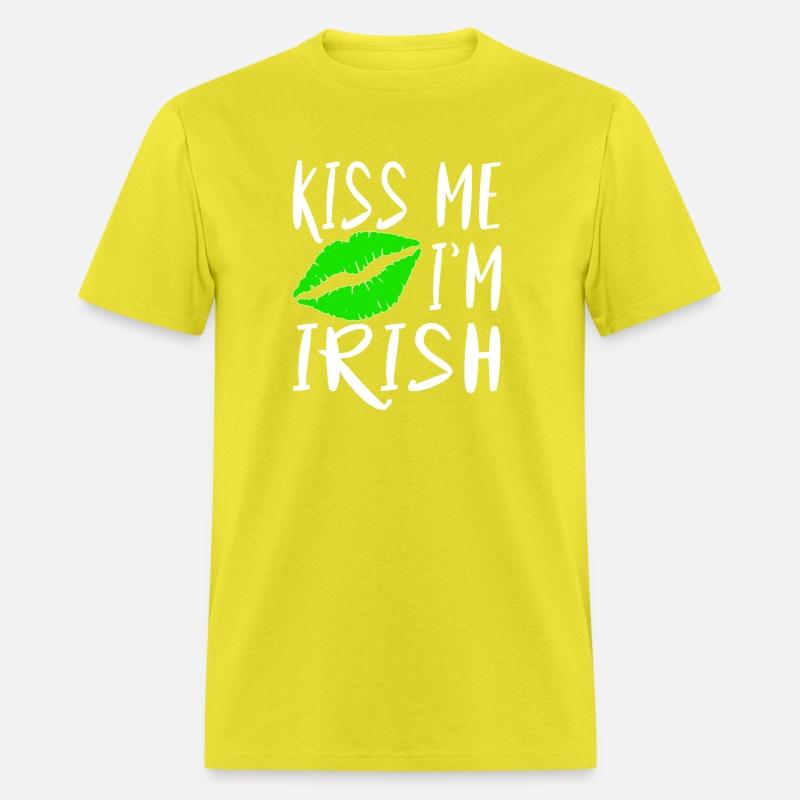 Kiss Me I m Irish Beauty Lips Clover