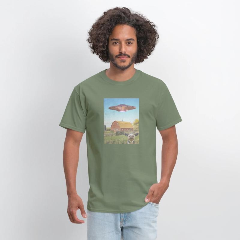 Retro UFO & Cow Farm Scene T-Shirt