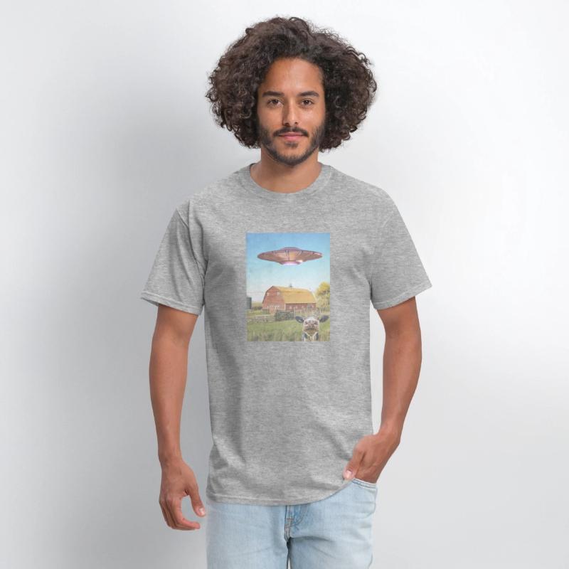 Retro UFO & Cow Farm Scene T-Shirt