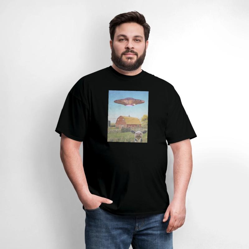 Retro UFO & Cow Farm Scene T-Shirt