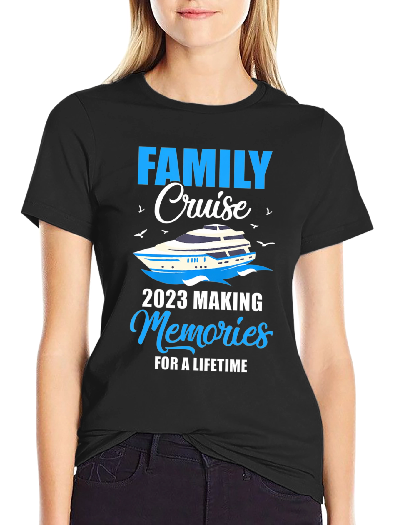 Family Cruise 2023 T-Shirt Vacation Souvenir