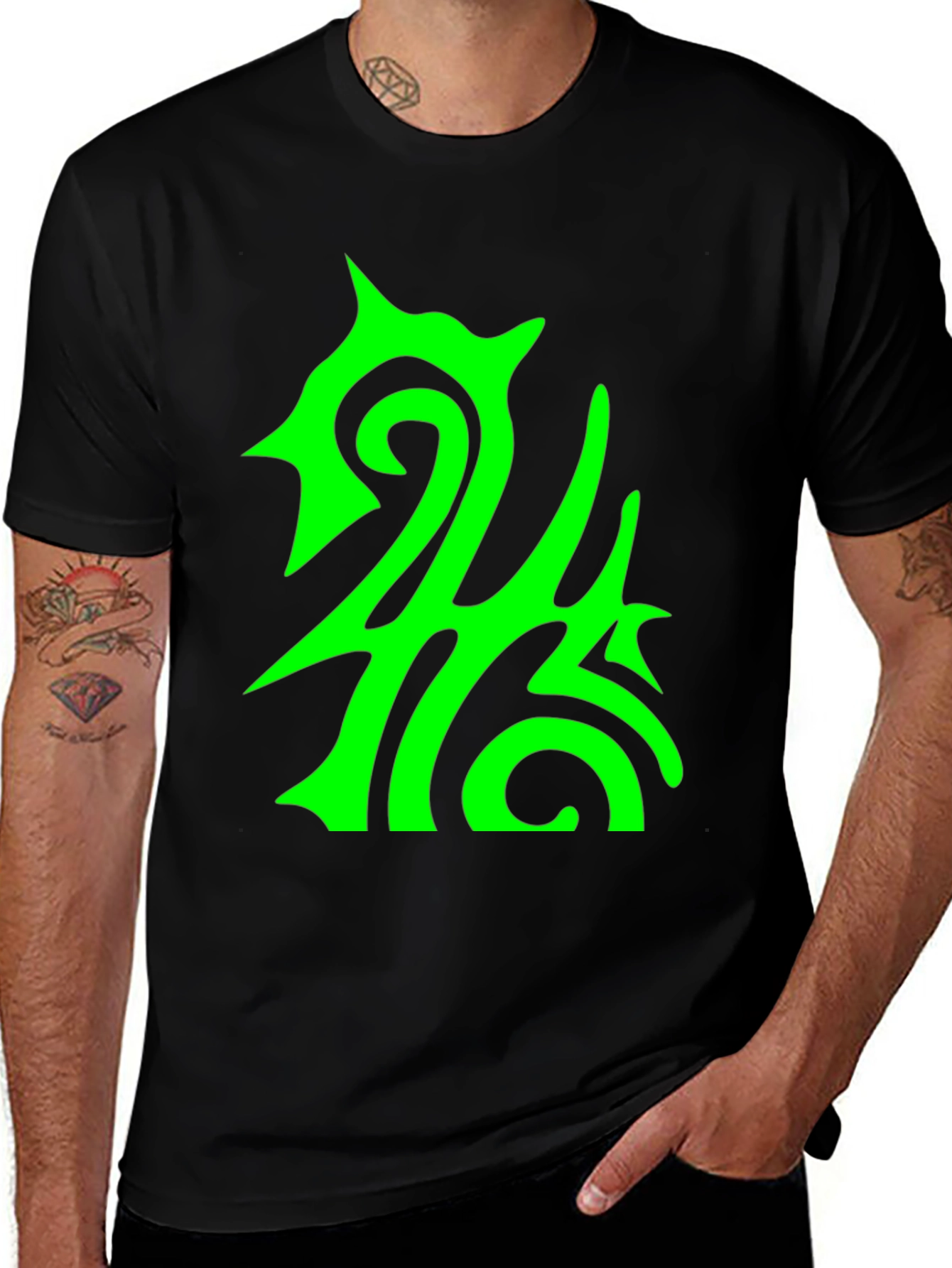 Abstract Green Graphic Print Black Tee